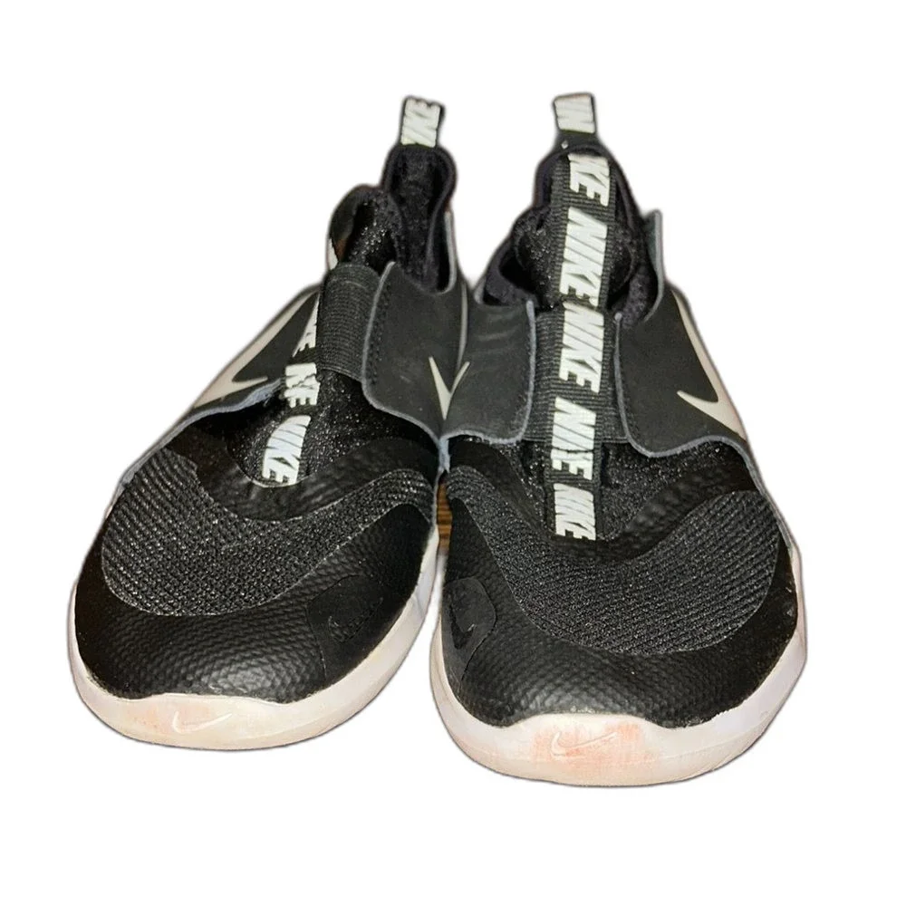 Nike Sneakers Size 3 Kids Black White Flex Runner Shoes Tennis Trainers Athletic